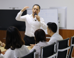 “矢志不渝追求卓越”草莓免费视频董事长...